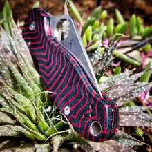 Load image into Gallery viewer, Spyderco Para 3 Black Widow G-Carta Scale Set