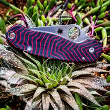 Load image into Gallery viewer, Spyderco Para 3 Black Widow G-Carta Scale Set
