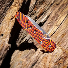 Load image into Gallery viewer, Banshee Maze Spyderco Smock