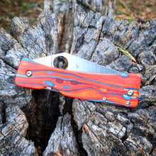Load image into Gallery viewer, Spyderco Watu Hole Delete Flame On