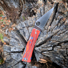 Load image into Gallery viewer, Spyderco Watu Hole Delete Flame On