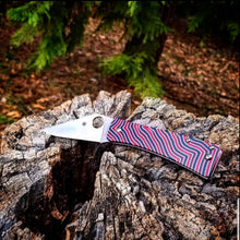 Load image into Gallery viewer, Spyderco Watu Hole Delete Americana Ridgeback
