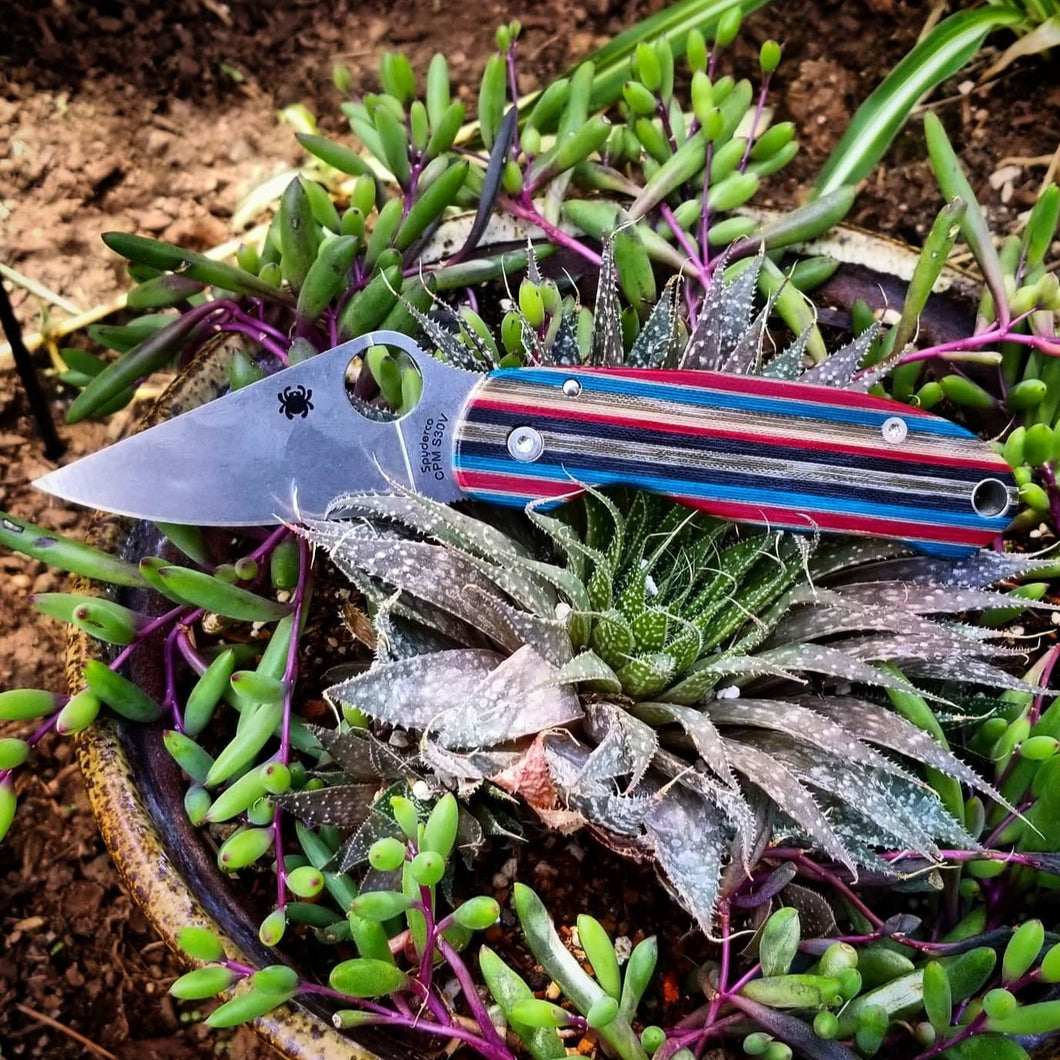 Spyderco Para 3 Navajo Blanket G- Carta Scale Set